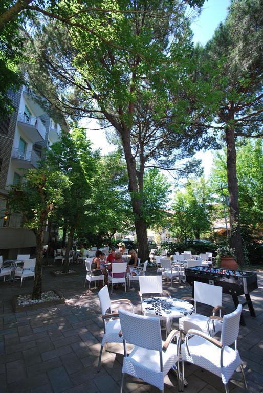 Hotel Plutone Τσέρβια Εξωτερικό φωτογραφία
