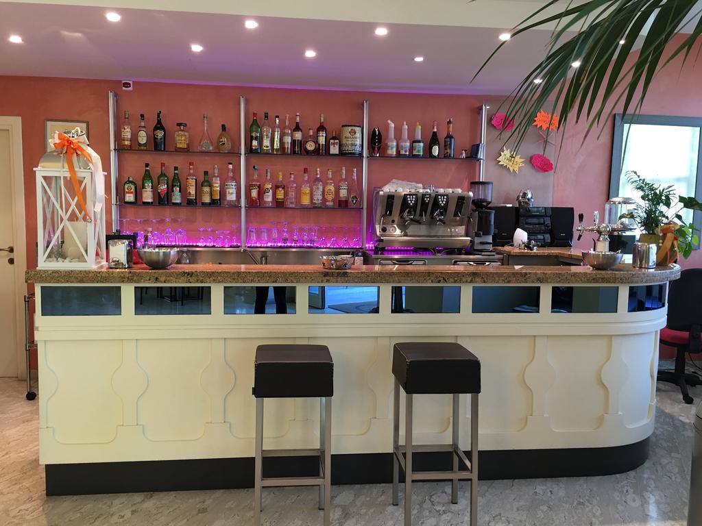 Hotel Plutone Τσέρβια Εξωτερικό φωτογραφία