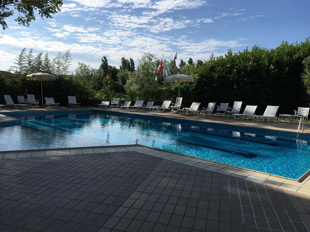 Hotel Plutone Τσέρβια Εξωτερικό φωτογραφία