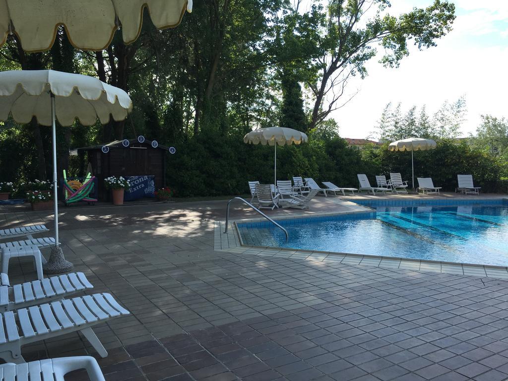Hotel Plutone Τσέρβια Εξωτερικό φωτογραφία
